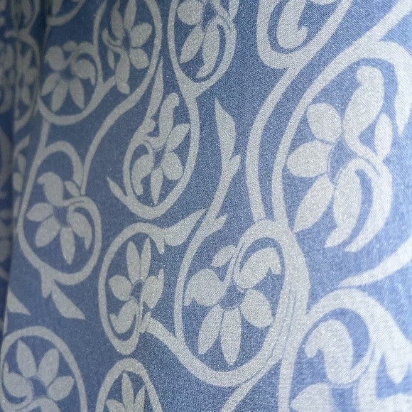 Diane Von Furstenberg flutter sleeve midi length wrap dress floral vine Sz 2 - Picture 12 of 15